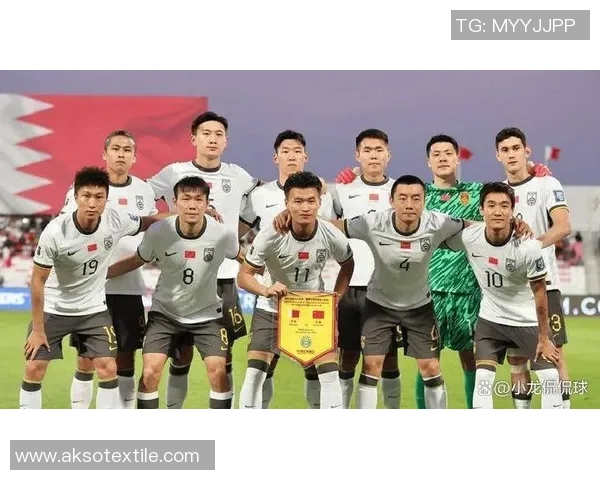 国足逆袭韩国以一球小胜展现顽强斗志与团结精神